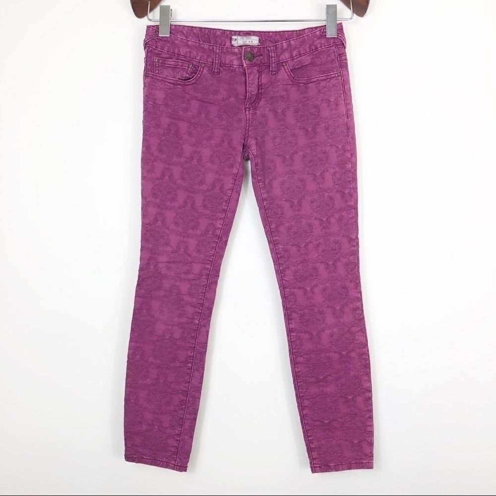 🏝Free People | Floral Pattern Skinny Jeans